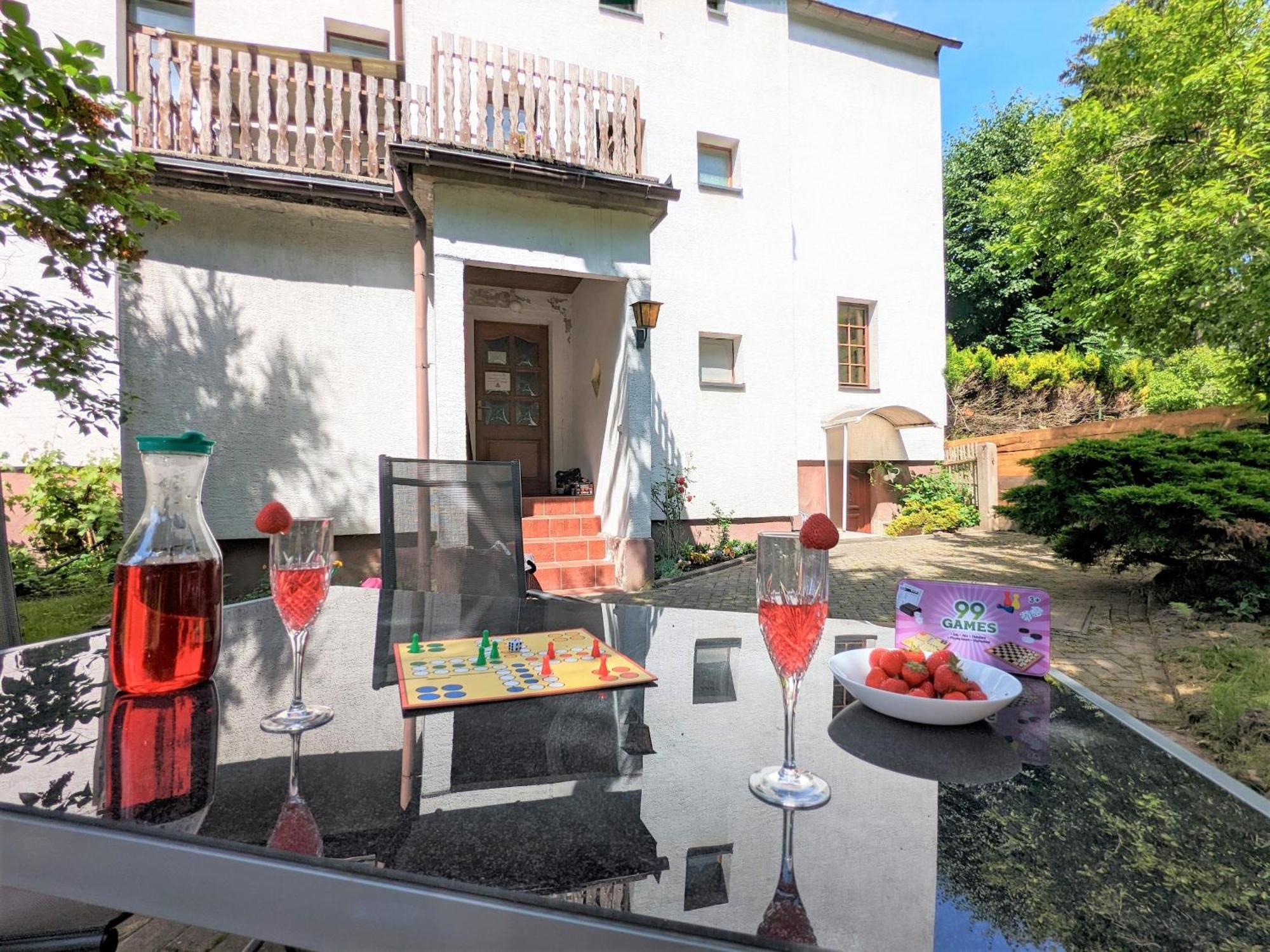 H2 - Urlaubsmagie - Garten, Pool, Terrasse, Grill Sebnitz Εξωτερικό φωτογραφία